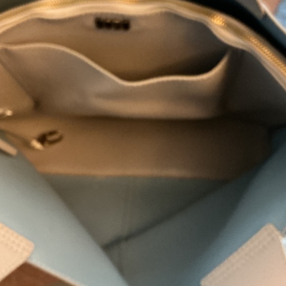 HOBO Taupe Leather Tote with Wide Shoulder Straps - Picture 5 of 7